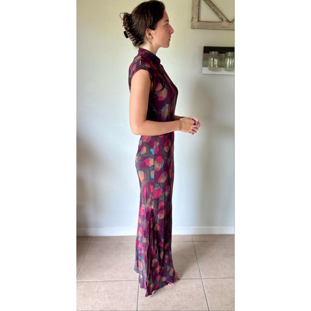 100% Silk M Crepe de Chine Bias-Cut
Maxi Dress Luxury Boutique Art-to-Wear
